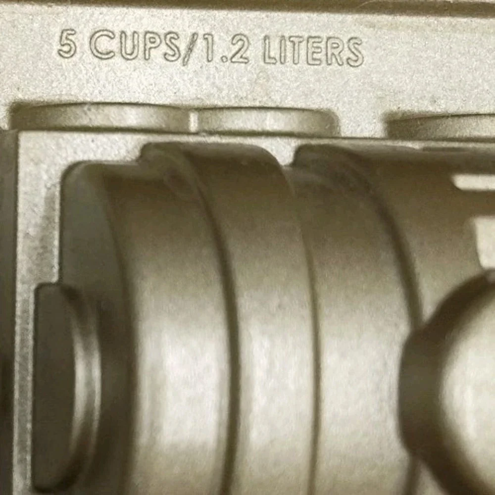 NORDIC WARE Train Cake Pan Choo‎ Choo 9-Car Duty 5 Cups Functions Great 📸👀📏